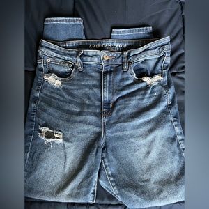 American Eagle Ripped Skinny Jeans (Next Level Stretch)